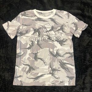 Adidas Kids Camouflage Tee - White and Gray Boys Large